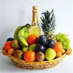 CLASSIC FRUIT BASKET