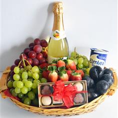 seasonal fruit basket