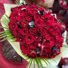 100 Rose Shine Bright