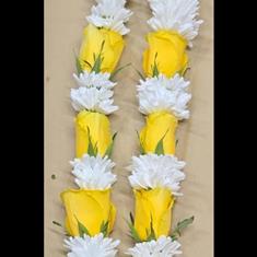 Yellow Rose Garland