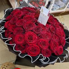 50 Luxury Rose Hand Tie