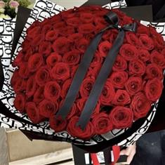 Dior Luxury Naomi Roses